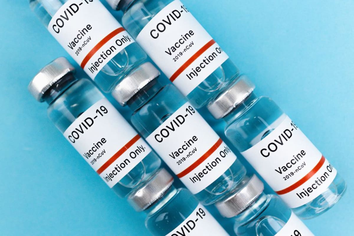 Vacuna Pfizer contra Covid-19 ya se vende en farmacias y hospitales privados; precios van de 798 a más de mil pesos