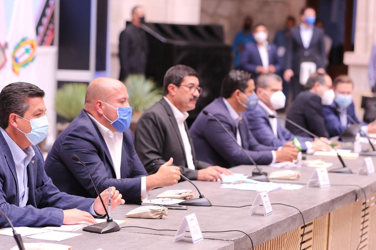 Estados adeudan 70 mmdp a la federación principalmente en ISR; “pero no les estamos cobrando”, dice AMLO