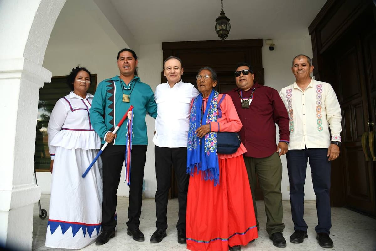 Sostiene el Gobernador Durazo reunión con autoridades tradicionales Comca’ac