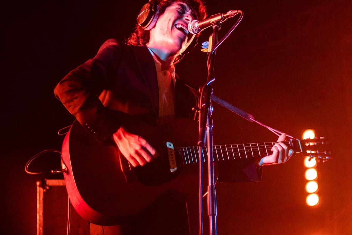 Ed Maverick cautiva con su concierto en Tijuana