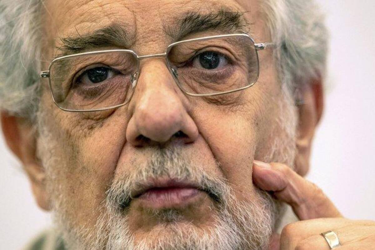 Plácido Domingo anuncia que padece coronavirus