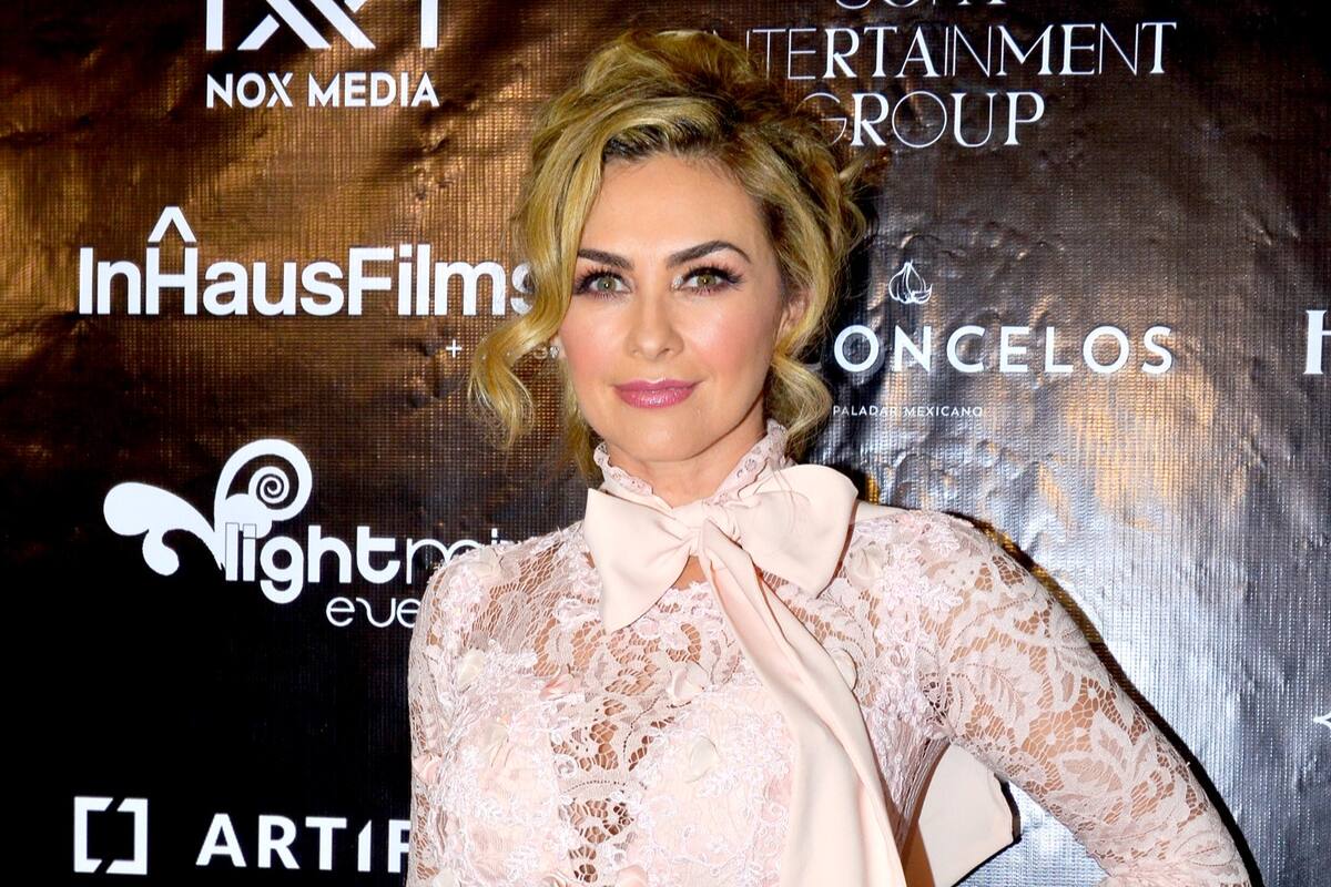 Aracely Arámbula celebra su cumpleaños 49 recordando a sus padres