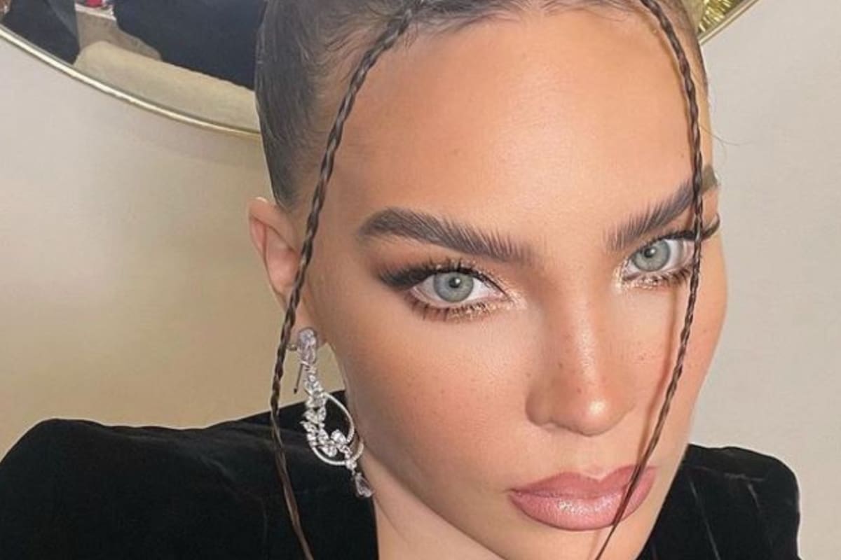 Belinda enloquece las redes al mostrar su nuevo look, ahora es pelirroja