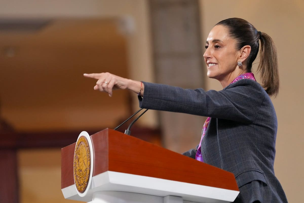 “El poder se ejerce con humildad”, dice Sheinbaum sobre vacaciones de Monreal en España