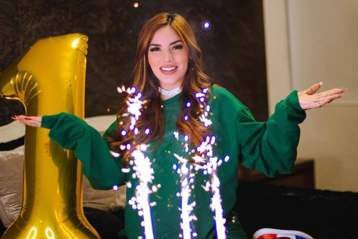 ¡Kimberly Loaiza comparte baile moviendo sus glúteos!