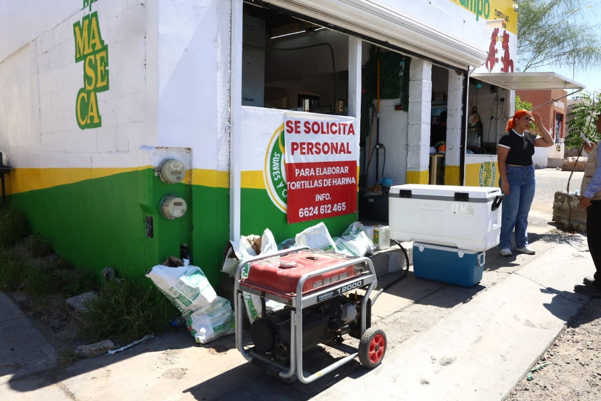 Negocios del Sur de Hermosillo han rentado generadores eléctricos para enfrentar la falta de energía mientras continúan las labores de reparación.