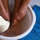 Cómo combatir el mal olor de pies con bicarbonato de sodio