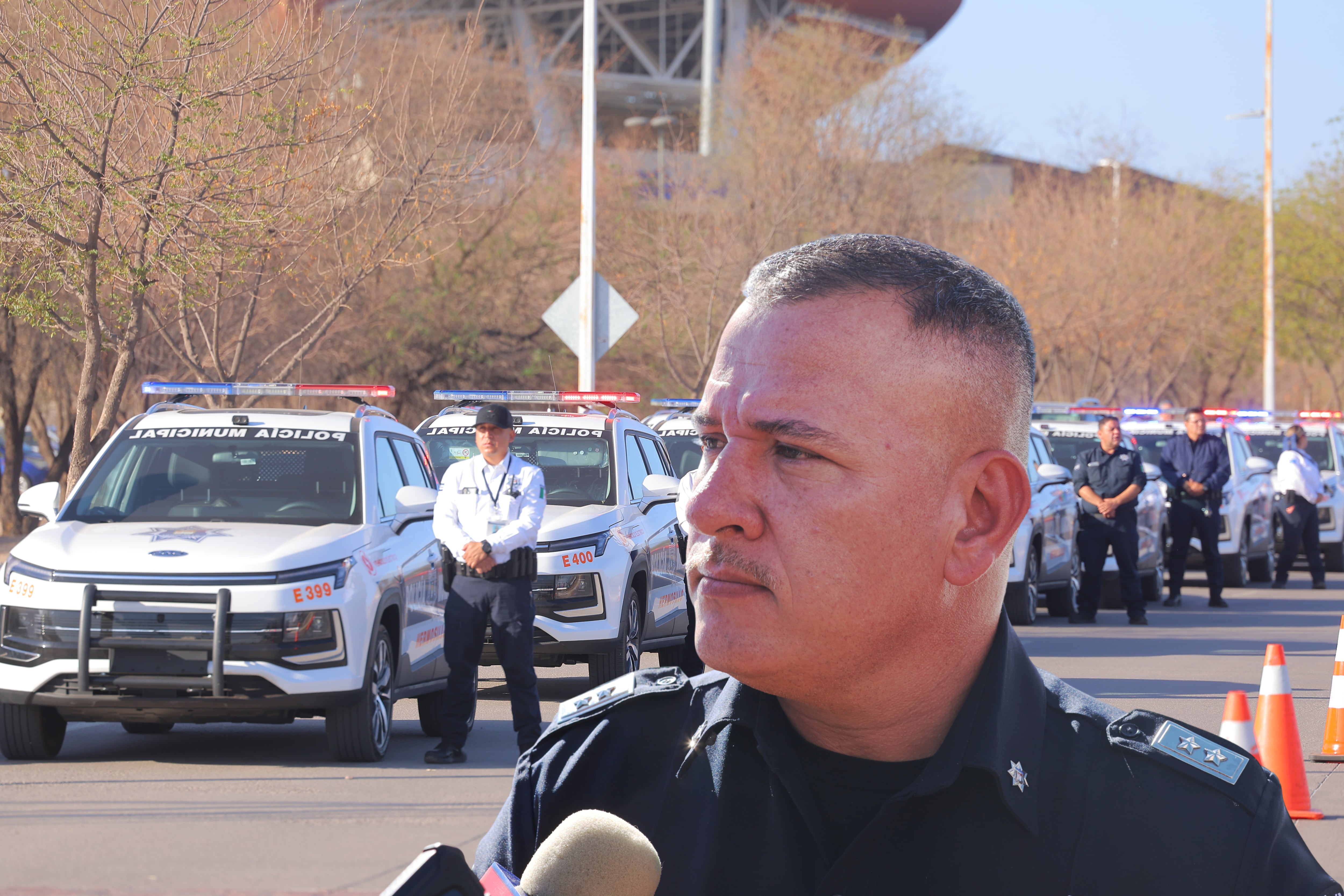 El comisario Jesús Alonso Durón Montaño destacó que la baja en la percepción de inseguridad se debe a la coordinación entre los tres niveles de Gobierno y al trabajo de la Policía Municipal. FOTO: ESPECIAL