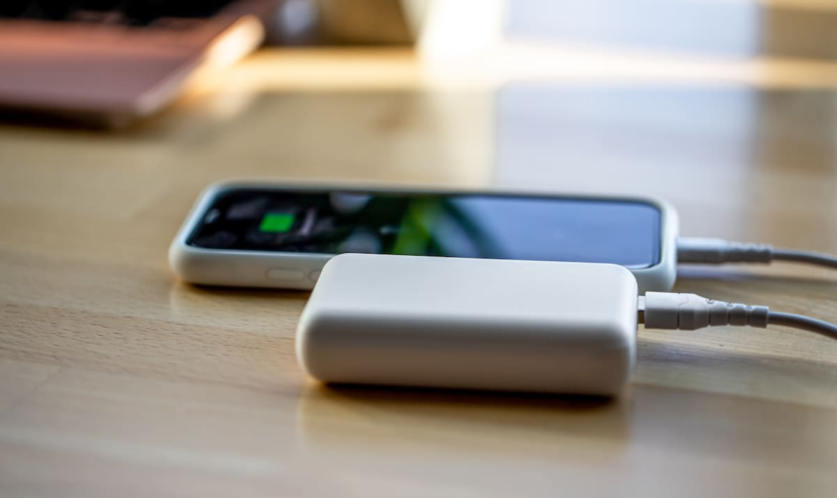 230 incidentes involucraron de forma directa a paquetes de baterías externos o power banks. | Magnific