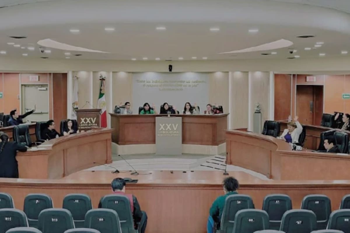 Gobernadora busca reducir presupuesto al Congreso de Baja California