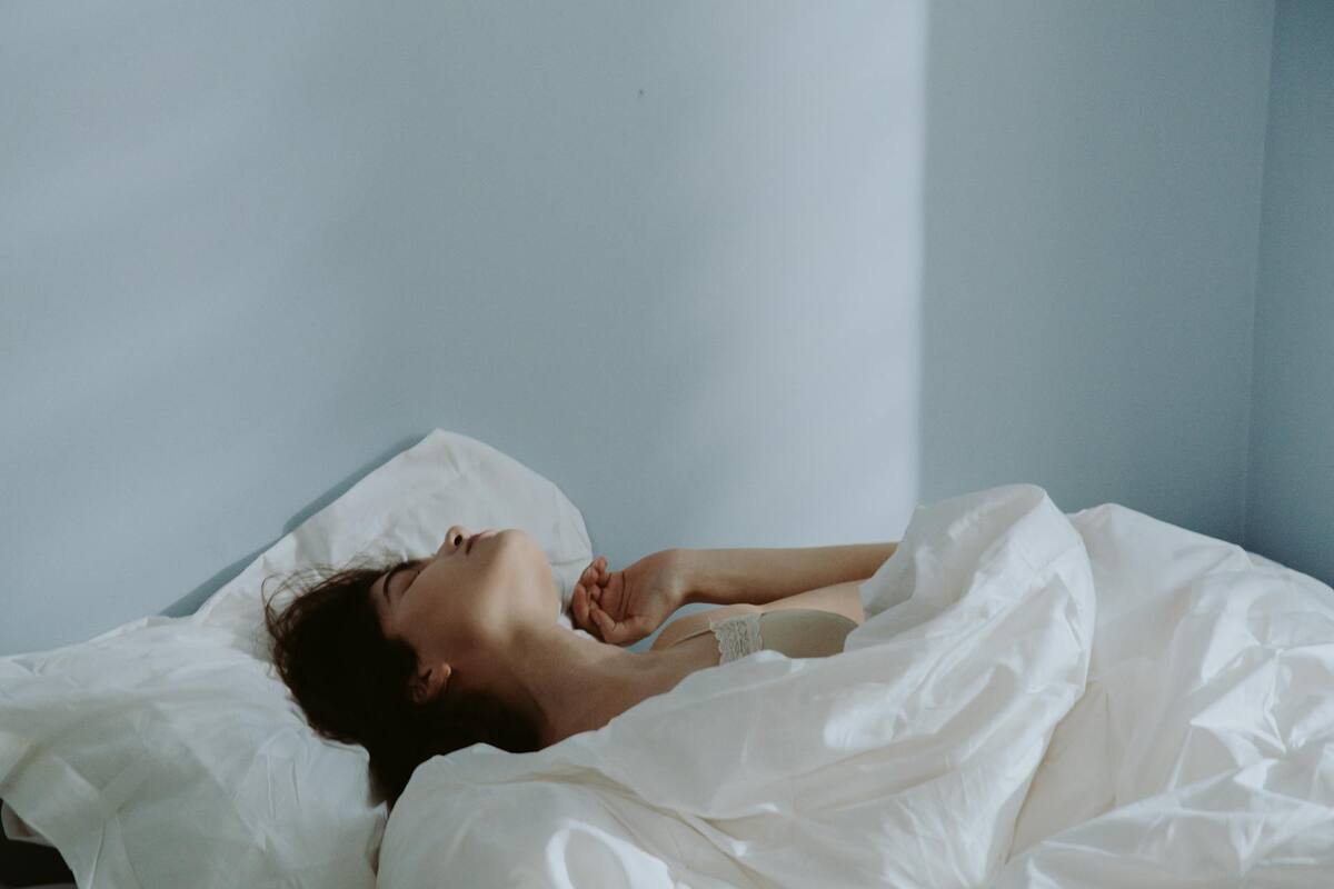 La investigación revela que la necesidad de más horas de sueño durante el invierno FOTO: cottonbro studio/PEXELS