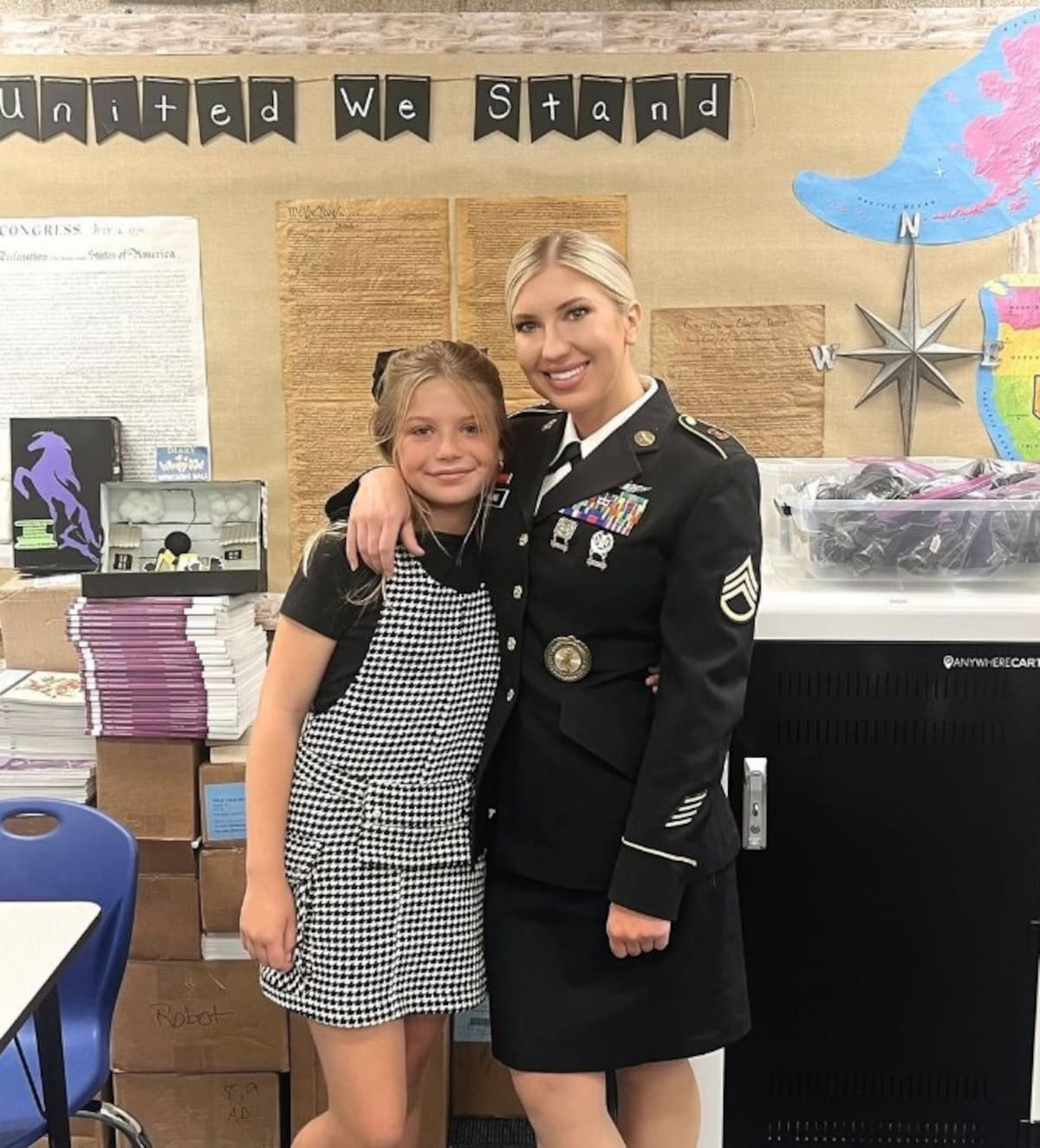 La sargento Michelle Young, de 34 años, se suicidó, dejando atrás a su hija de 12 años. Foto: Instagram