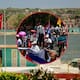 Colectivos en favor de Cuba marchan en la Ciudad de México para exigir el fin del bloqueo estadounidense y la reanudación del envío de petróleo mexicano a la isla