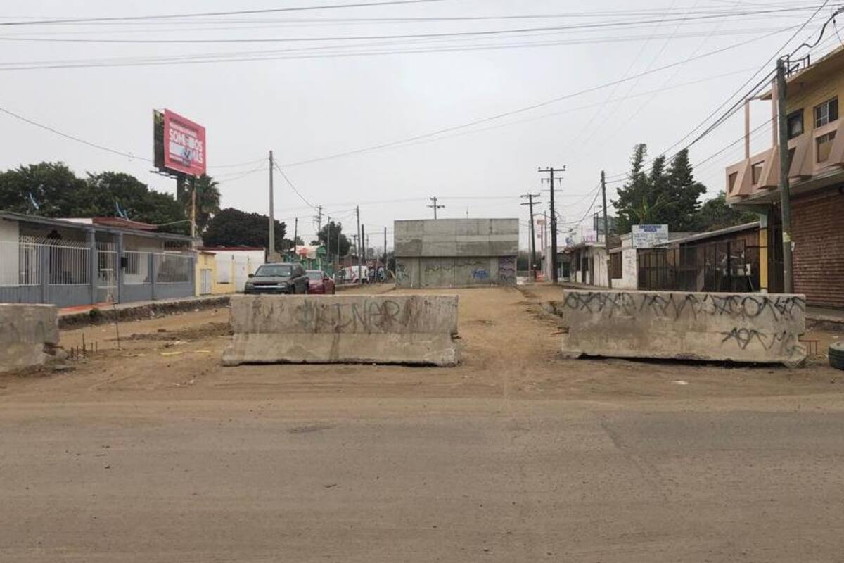 Obras del puente Magisterial de Rosarito sin fecha de reanudación