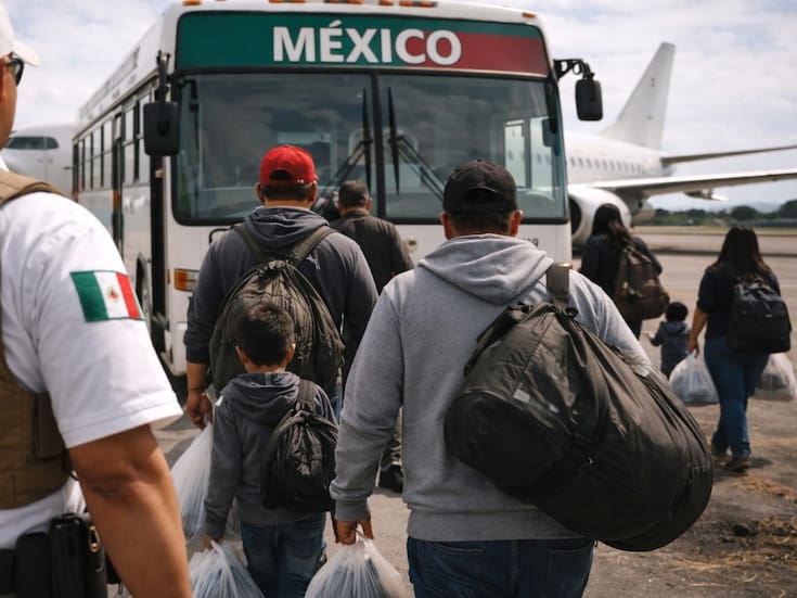 Arriban a Chiapas los primeros 121 mexicanos deportados de EU en 2026, en vuelos que refuerzan la política migratoria tras el regreso de Trump a la Casa Blanca