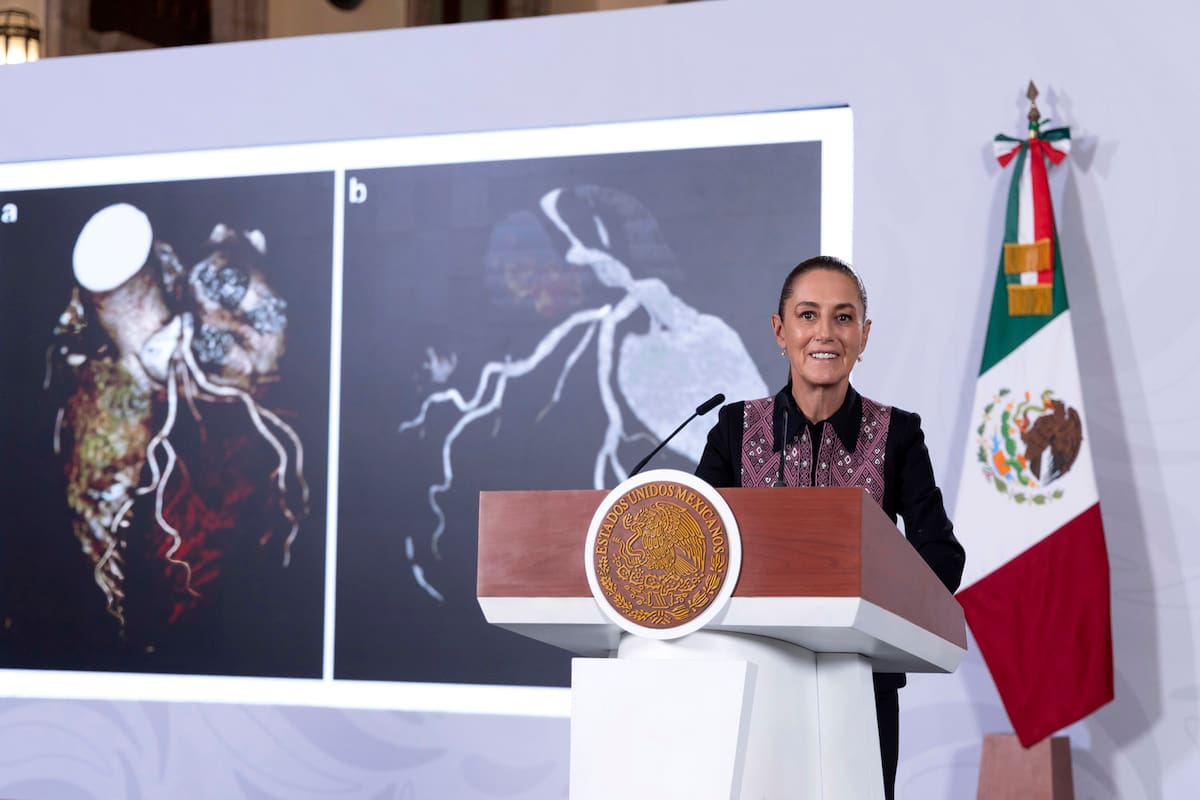 La presidenta constitucional de los Estados Unidos Mexicanos, la Doctora Claudia Sheinbaum Pardo en conferencia de prensa matutina en el salón de la Tesorería de Palacio Nacional. | Foto: Juan Carlos Buenrostro/Presidencia