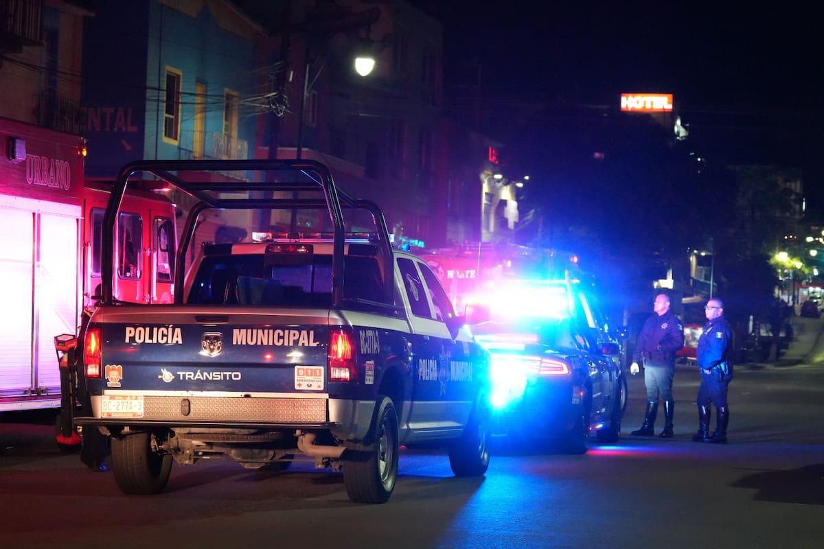 Un hombre de aproximadamente 70 años perdió la vida tras ser atacado con proyectiles de arma de fuego en el callejón Zeta, sobre la calle 3ra. Foto: Carlos Cruz