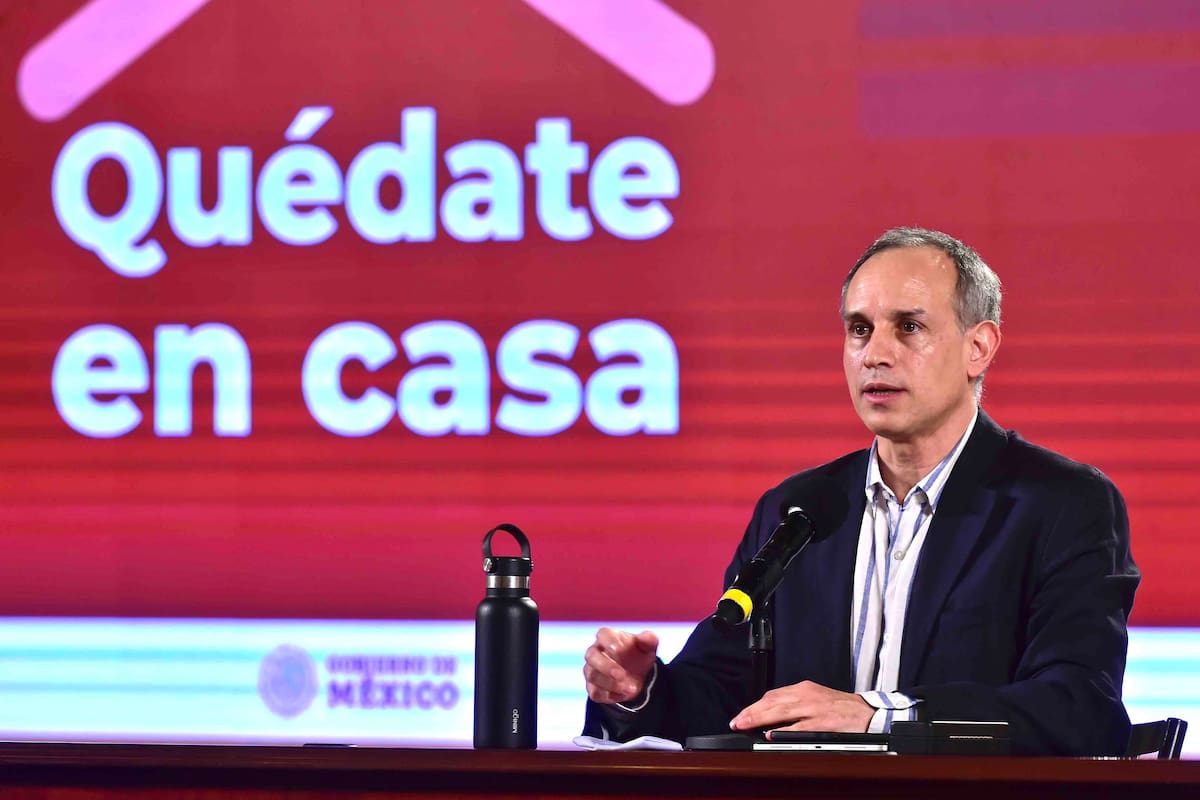 López-Gatell visita Argentina para conocer experiencia de vacuna