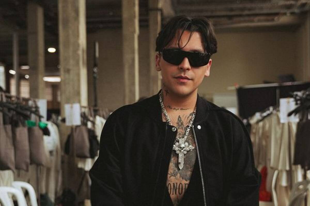 Christian Nodal engalana la portada de “Los 50 Más Bellos” de People en Español 2024