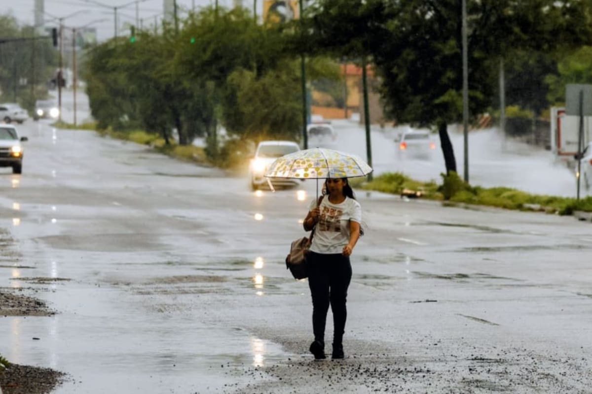 Hermosillo mantiene alerta preventiva por lluvias y pide evitar arroyos y zonas inundadas