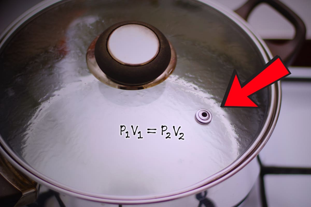 Qué es ese pequeño orificio en las tapas de las ollas y cuál es su función, según la ciencia