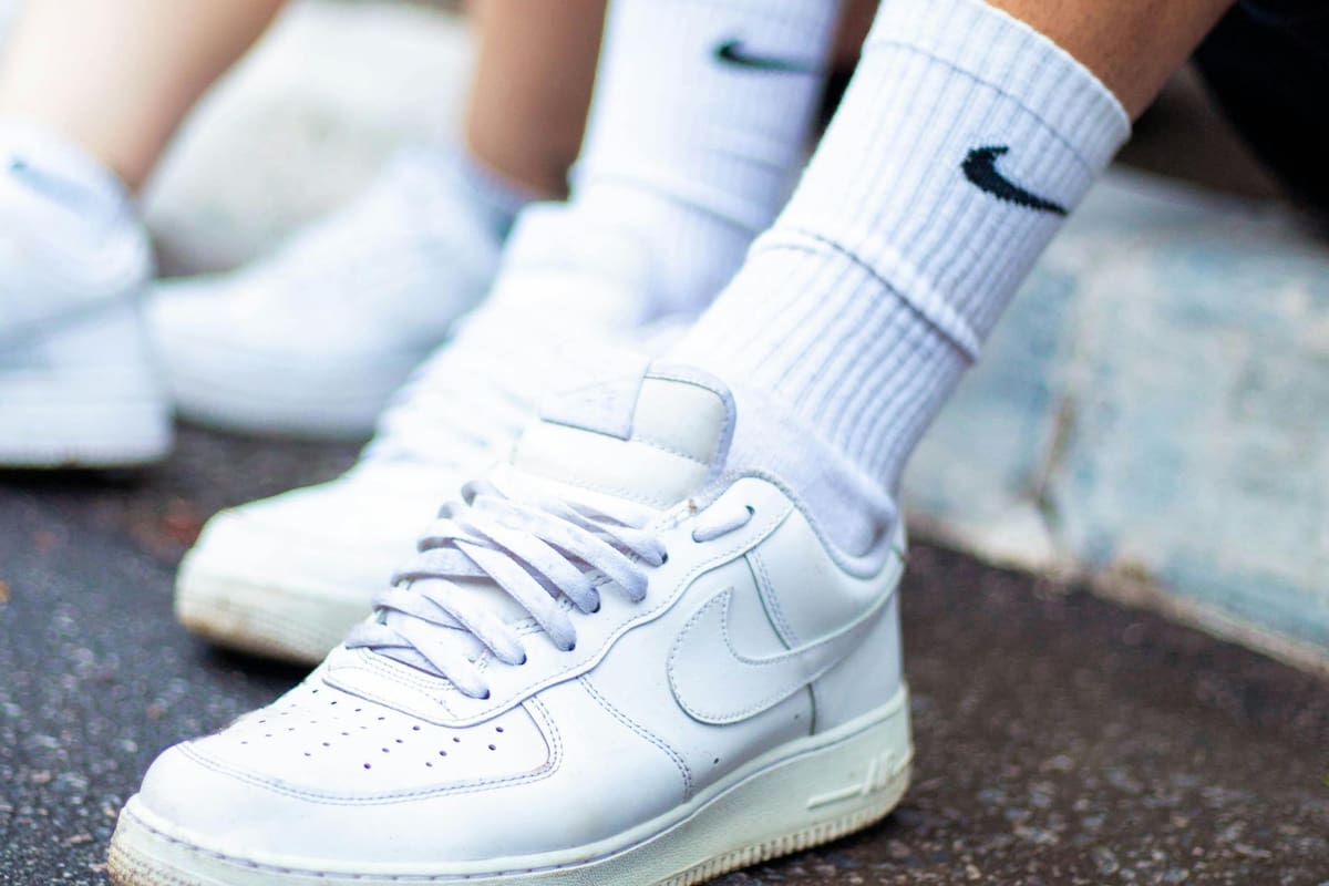 Estudio de calidad de Profeco identifica las calcetas con mejor soporte y elasticidad para deportistas, evaluando 56 modelos de 29 marcas para evitar que el usuario gaste en prendas que se deforman prematuramente