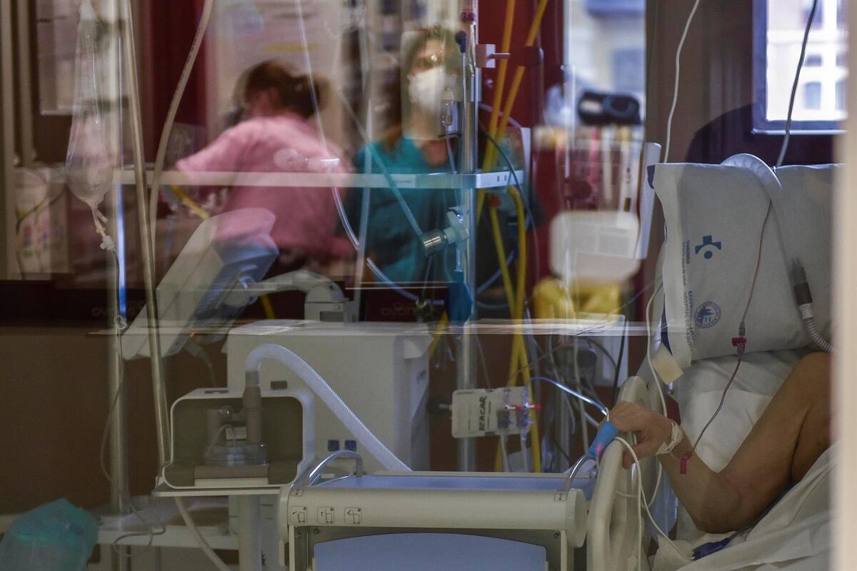 Personas con coronavirus pueden presentar problemas neurológicos; sugiere estudio