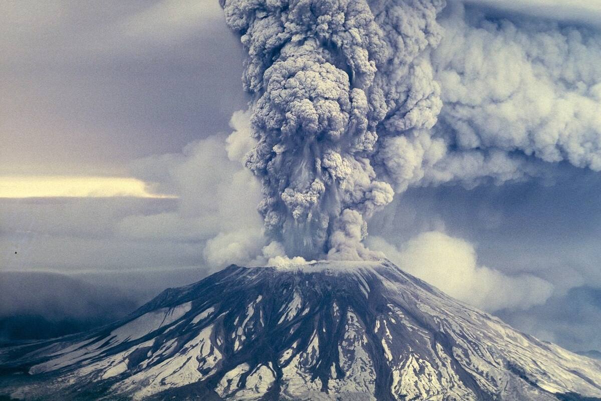 Historia de heroísmo en el volcán del Monte Santa Elena; el sacrificio de David Johnston