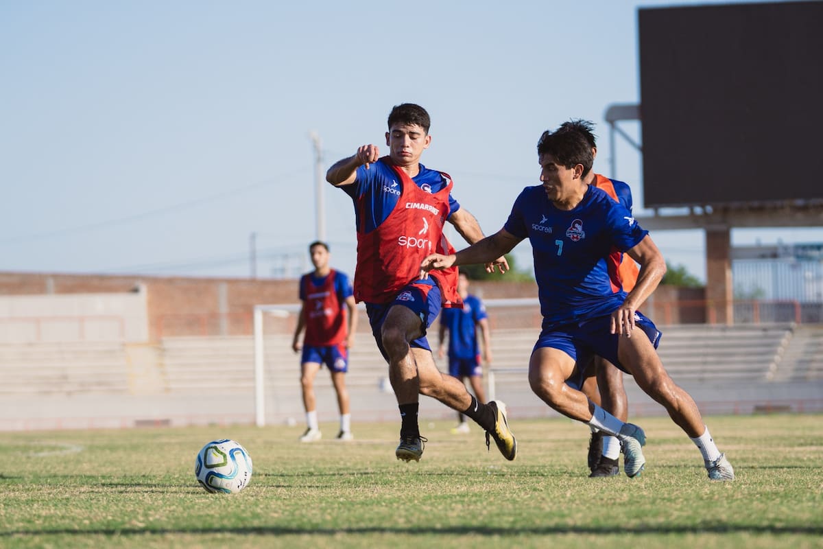 Visitan Cimarrones a Los Cabos United este sábado en Liga Premier