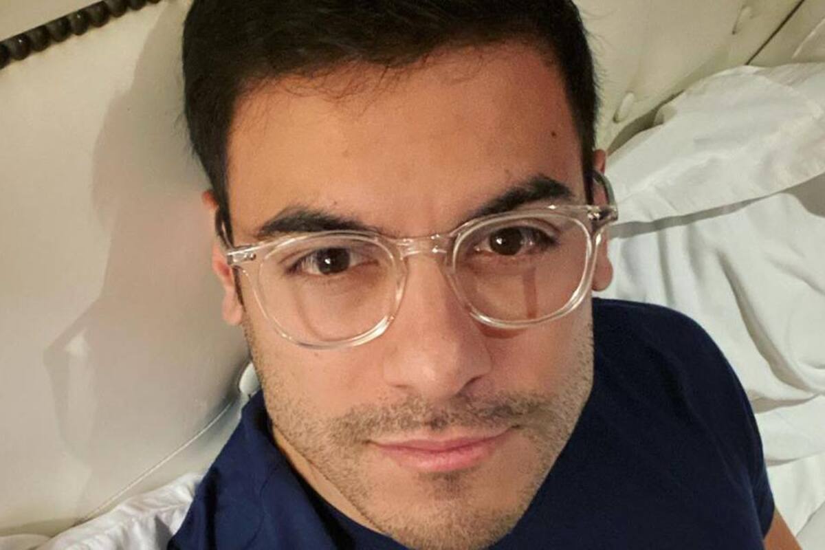 Crean cobija de Carlos Rivera