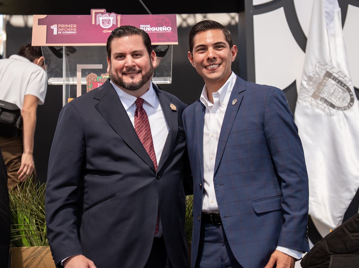 Román Cota, alcalde de Tecate e Ismael Burgueño. Foto: Cortesía
