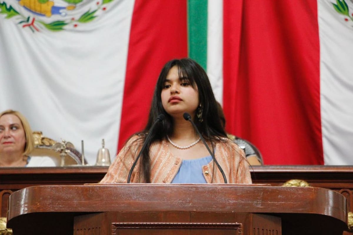 “Sí, somos el futuro, pero ¿qué pasa con el presente?”: Ana Karen Sotero exige justicia para la juventud en emotivo discurso al recibir Premio de la Juventud CDMX 2025
