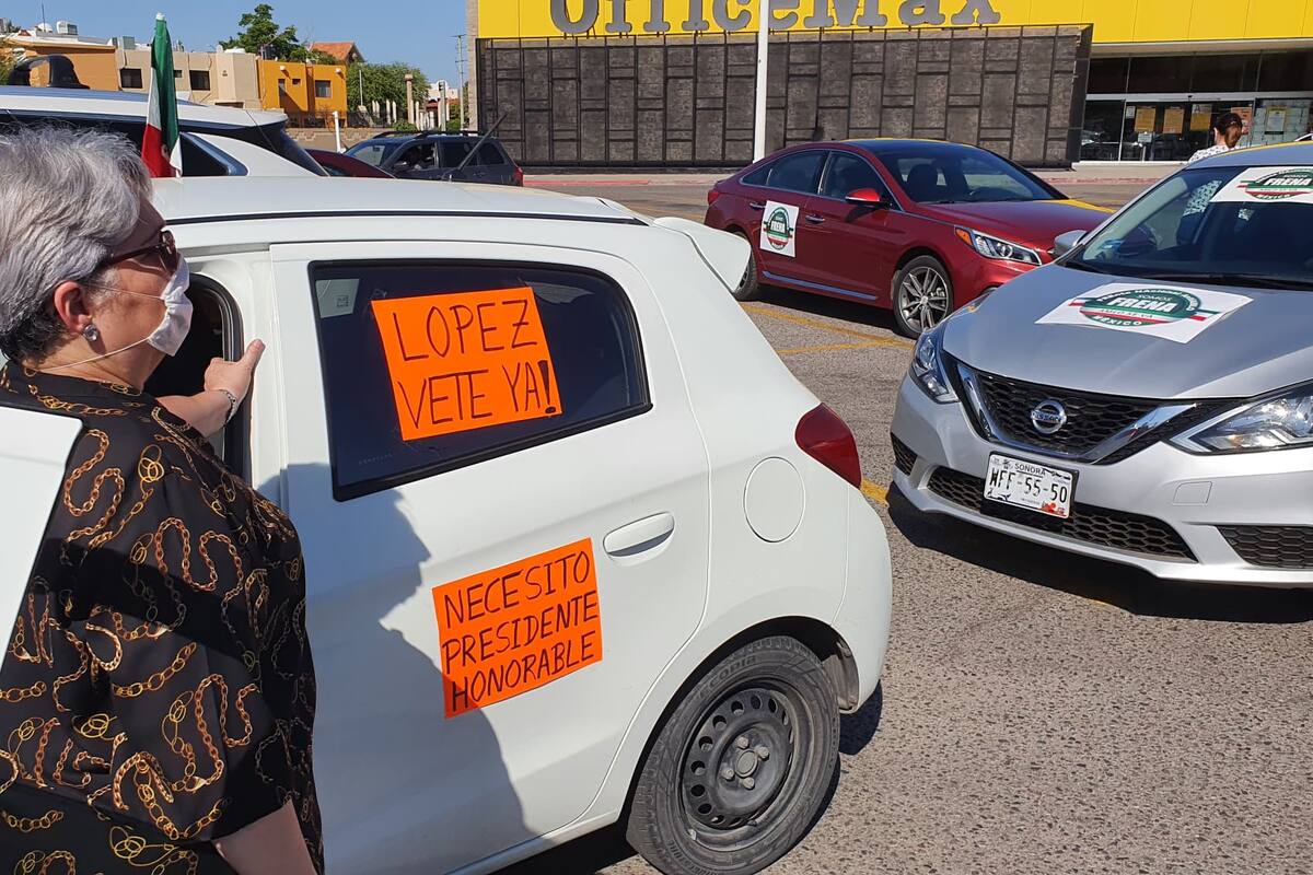 Participan cerca de 200 vehículos en quinta caravana "anti AMLO" en Hermosillo