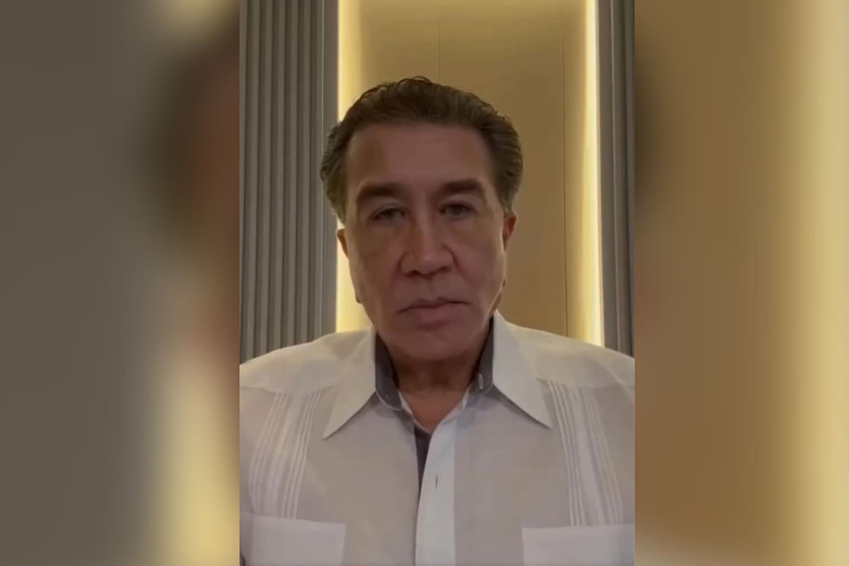 Héctor Yunes renunció al PRI tras 45 años de militancia y acusó a Alejandro Moreno de controlar el partido al asegurar que la dirigencia ha provocado su fractura interna y lo ha reducido a una fuerza política sin proyecto rumbo al futuro