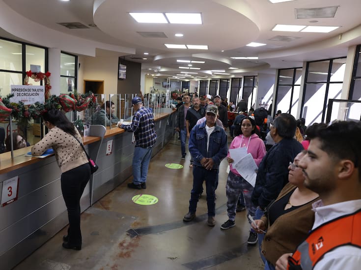 Hacienda llama a Sonorenses a pagar revalidación de placas en enero para obtener descuentos