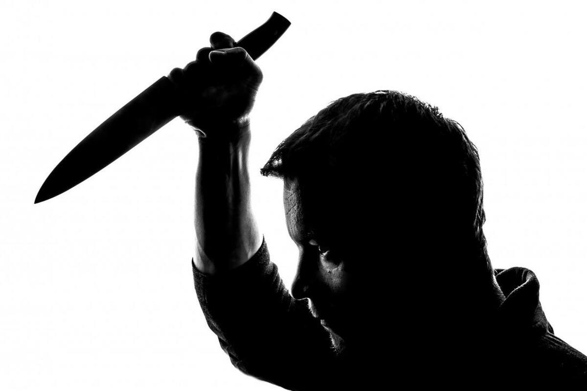 Acusa a su hijo de amenazarlo de muerte con cuchillo en la Benito Juárez