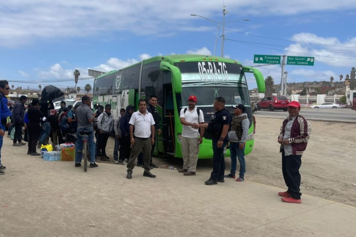 Abandonan a jornaleros en Maneadero tras presunto engaño laboral