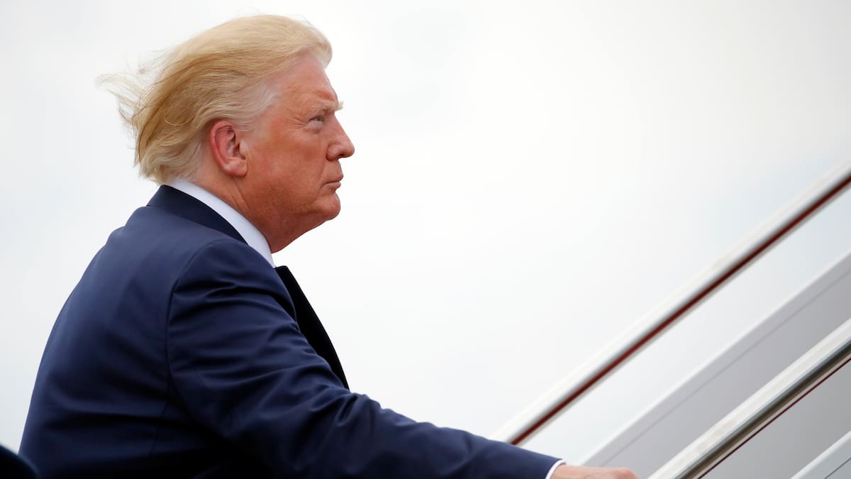 Trump eliminará el diseño de Kennedy de la flota presidencial de EEUU y ahora tendrán una nueva paleta de colores después que el diseño que identifica el Air Force One se estableció en la década de 1960