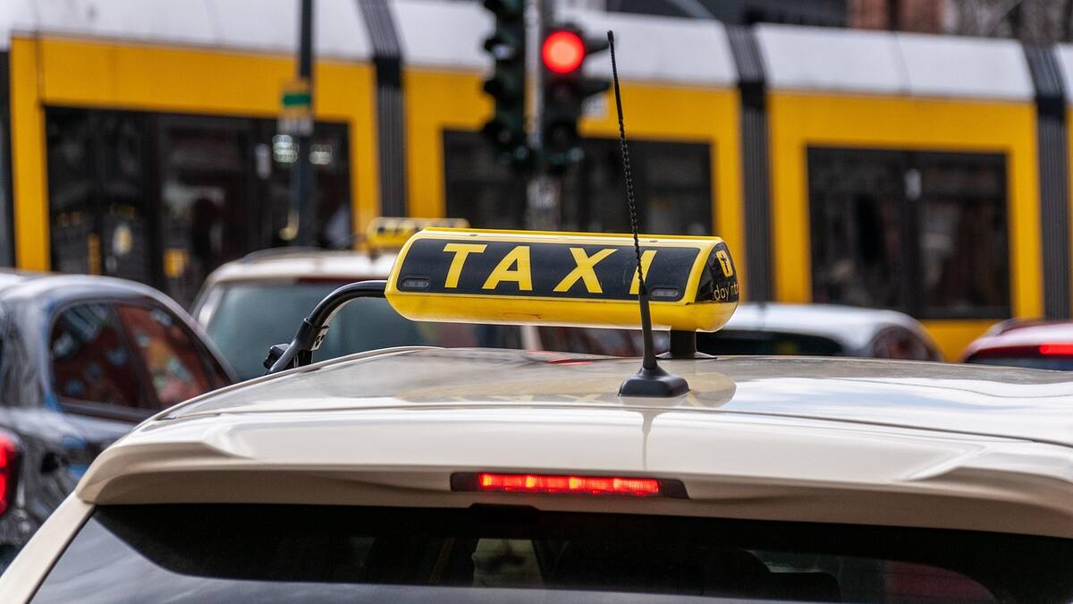 Ven necesario que taxis de ruta brinden el servicio con aire acondicionado