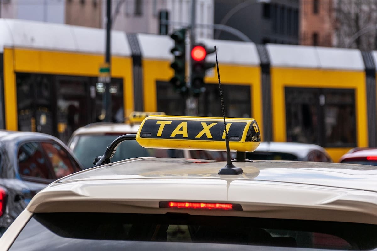 Ven necesario que taxis de ruta brinden el servicio con aire acondicionado