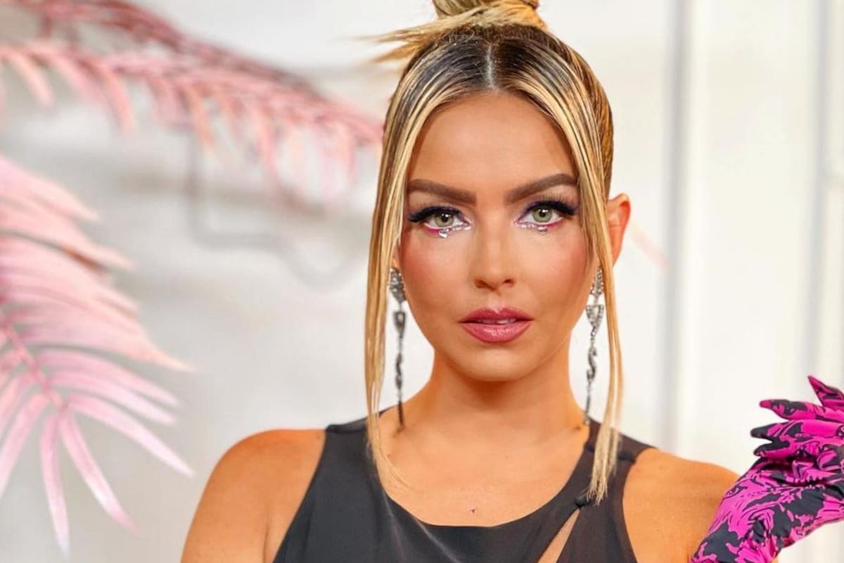 Karla Díaz enciende redes sociales con este vestuario