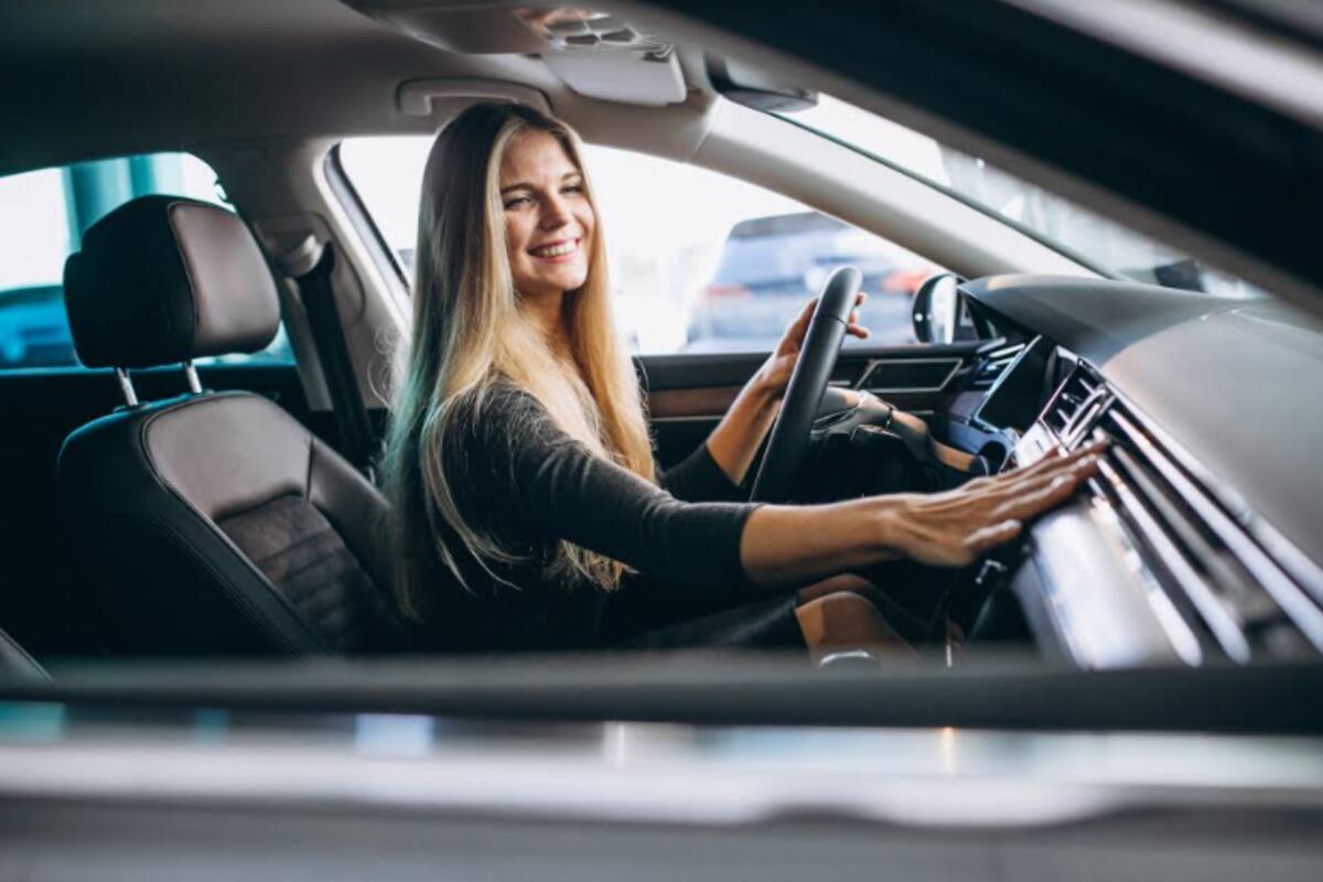 10 Autos seminuevos ideales para mamás