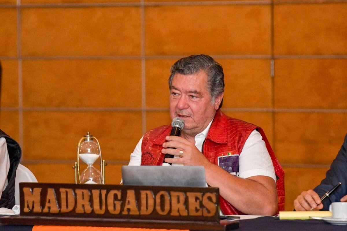 Dotar de internet a las escuelas públicas de BC, objetivo de Jorge Hank