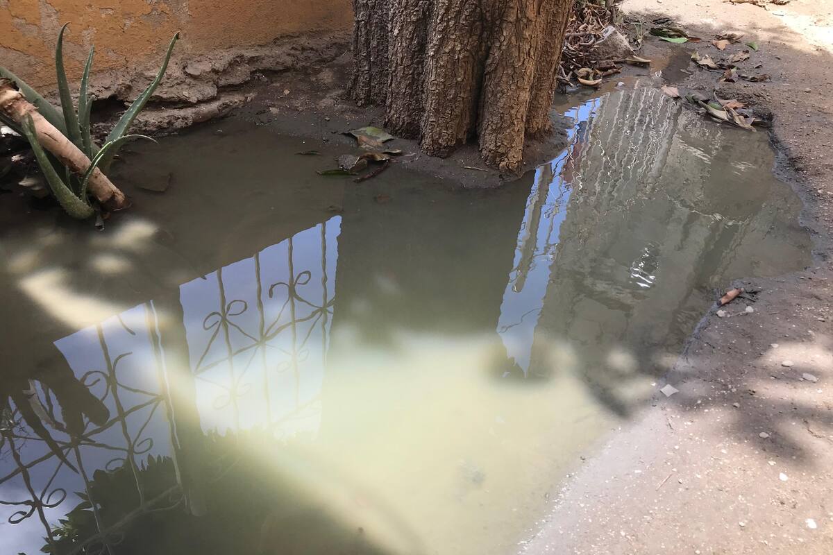 Llueve y en Pedregal de la Villa les llueven aguas negras