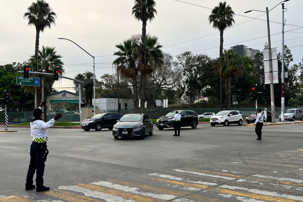 Transcurre sin problemas de tránsito el regreso a clases en Tijuana