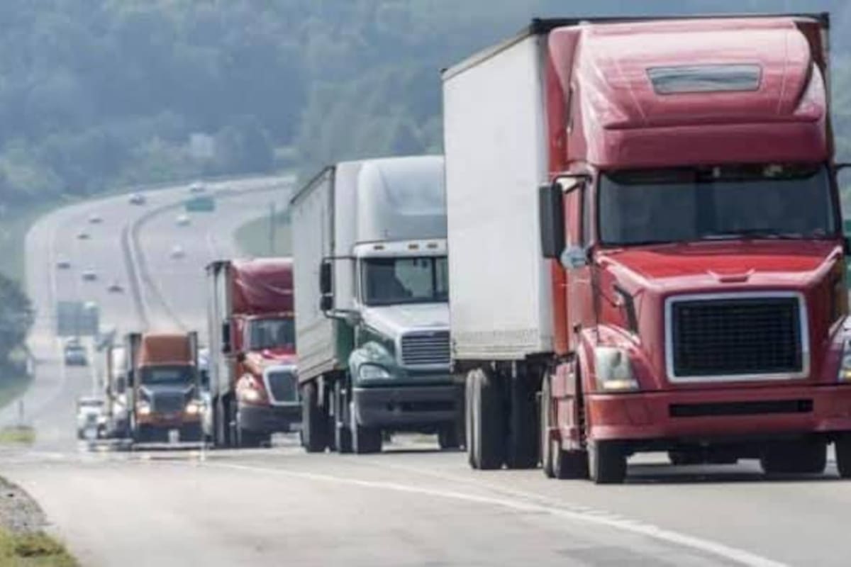Canacar recomienda a transportistas diversificar fletes ante crisis económica y alza en costos operativos