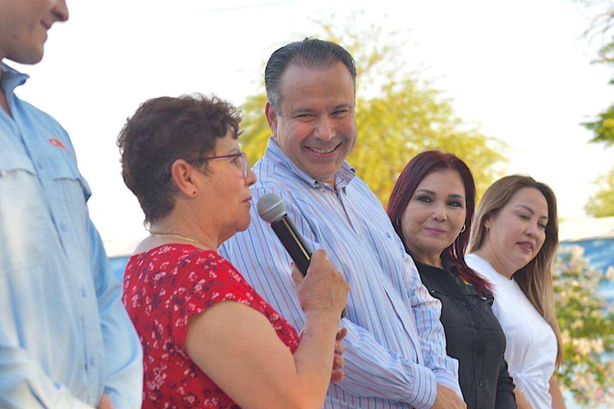 Entrega alcalde Toño pavimentación de calle con concreto hidráulico en El Ranchito