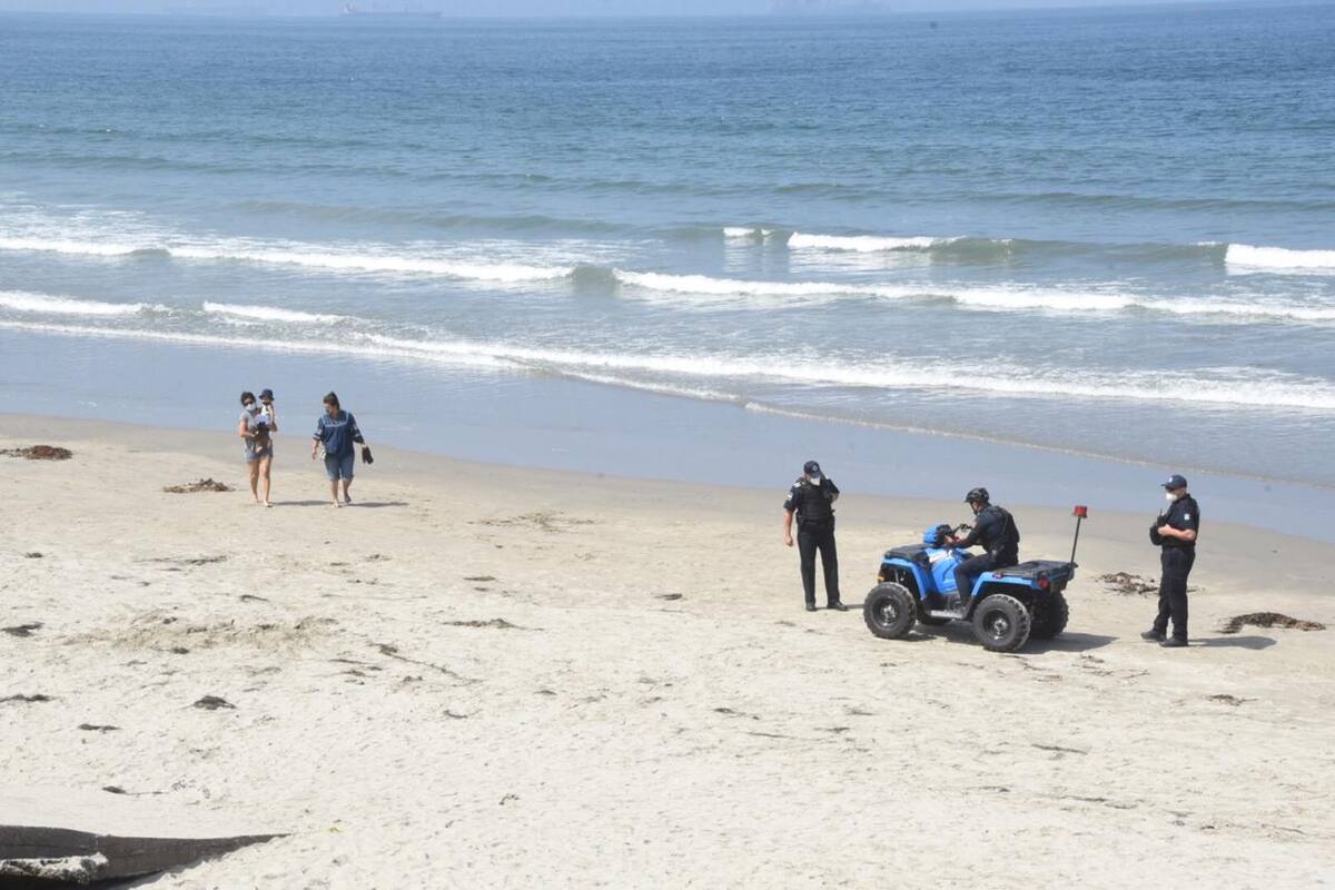 Ciudadanos continúan yendo a la playa sin respetar medidas sanitarias