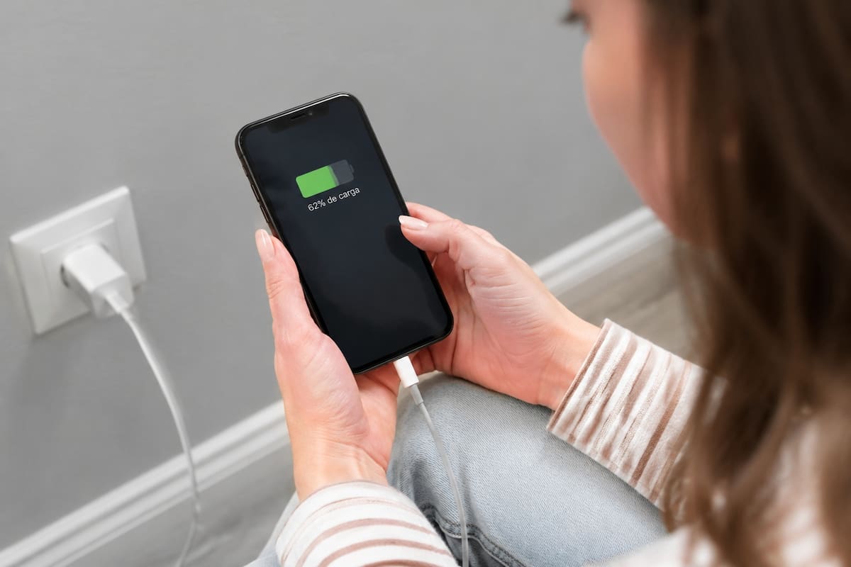 ¿80%, 90% o 100%? La cifra que pocos conocen para cargar el celular sin dañar la batería