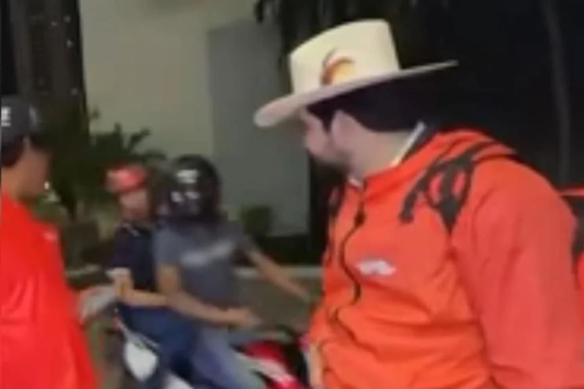 Jesús Alberto “N”, señalado por disparar contra el creador de contenido César Daniel Nolazco Gastélum en Culiacán, fue localizado en Puebla y detenido durante un operativo en el que agentes fueron agredidos por tres sujetos armados